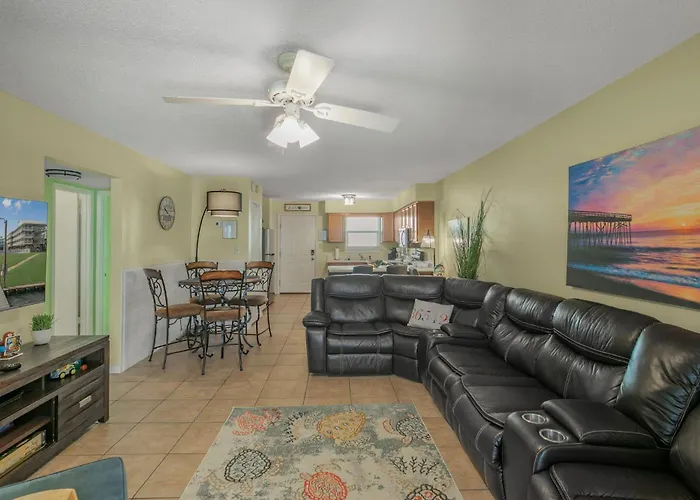 Apartment Lagoon Run 105 By Collection