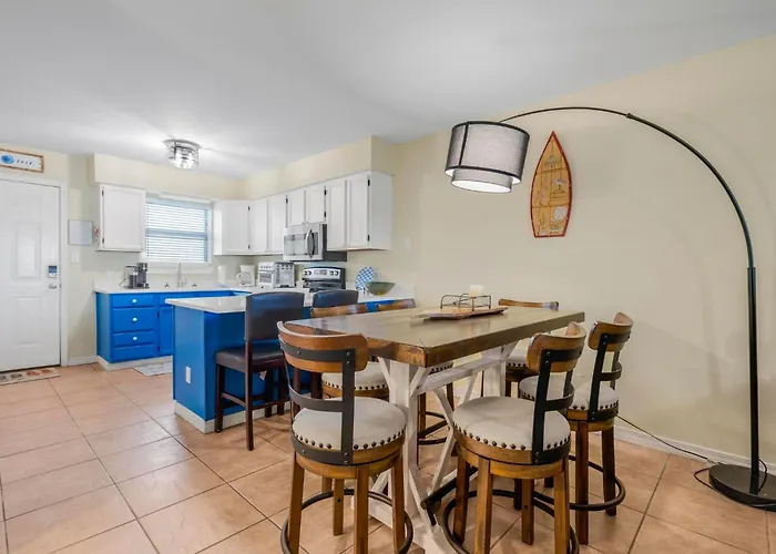 Apartment Lagoon Run 105 By Collection *